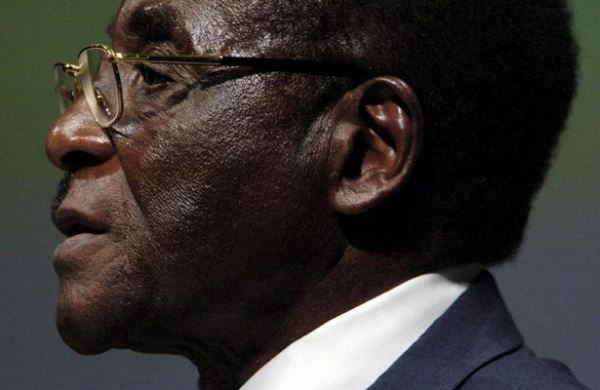 <br />
СМИ: Мугабе похоронят в Хараре на кладбище национальных героев<br />
