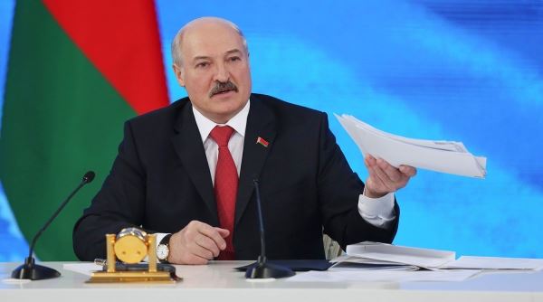 Эксперт оценил решение Лукашенко закрыть границы с Украиной 